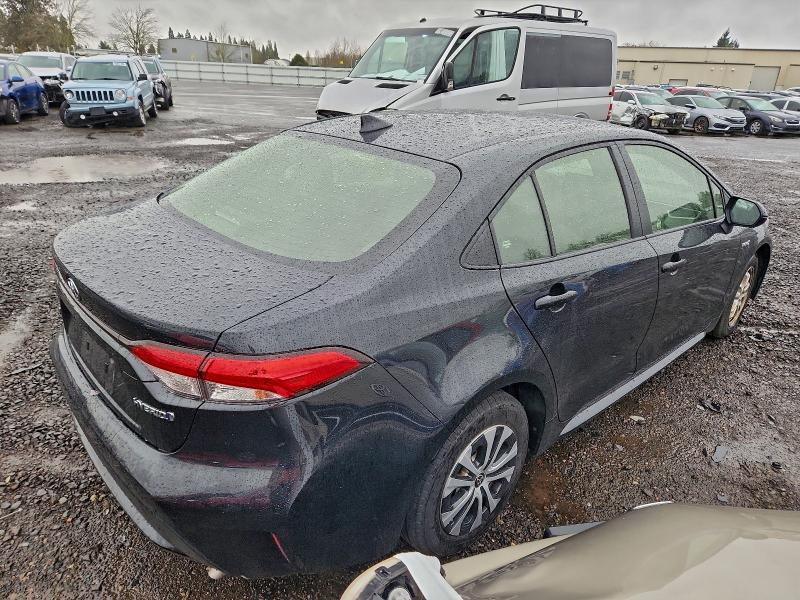 Photo 3 from auction – 2021 TOYOTA COROLLA LE with VIN JTDEAMDE8MJ013272