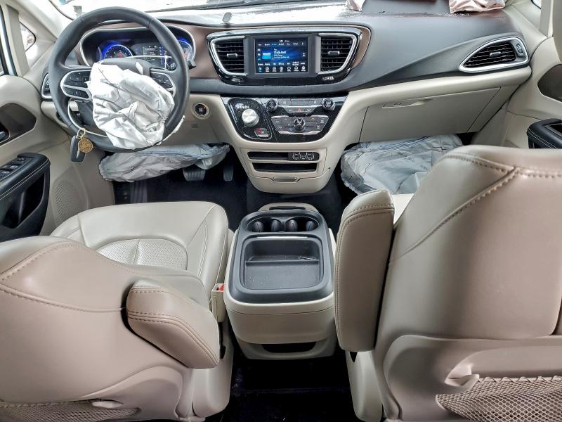 Photo 8 from auction – 2021 CHRYSLER VOYAGER LX with VIN 2C4RC1DG3MR539249
