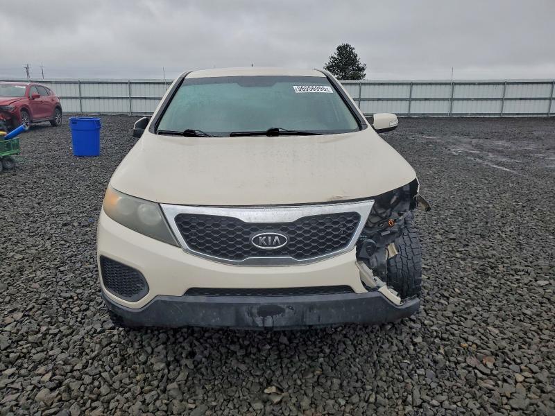Photo 5 from auction – 2011 KIA SORENTO BA with VIN 5XYKTCA12BG005240
