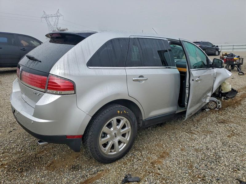 صورة رقم 3 من المزاد - 2010 LINCOLN MKX مع VIN 2LMDJ6JC7ABJ24969