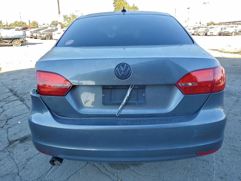 Photo 6 from auction – 2014 VOLKSWAGEN JETTA SE with VIN 3VWD17AJ0EM275528