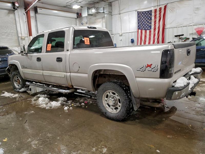 Photo 2 from auction – 2006 CHEVROLET SILVERADO with VIN 1GCHK23D26F155677