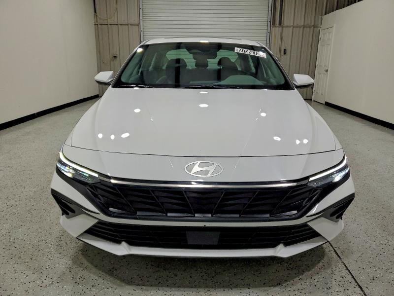 Photo 5 from auction – 2025 HYUNDAI ELANTRA SE with VIN KMHLS4DG6SU920342