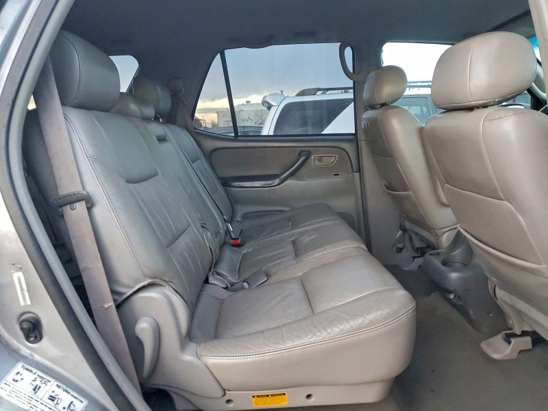 Photo 11 from auction – 2001 TOYOTA SEQUOIA SR with VIN 5TDBT44A51S022164