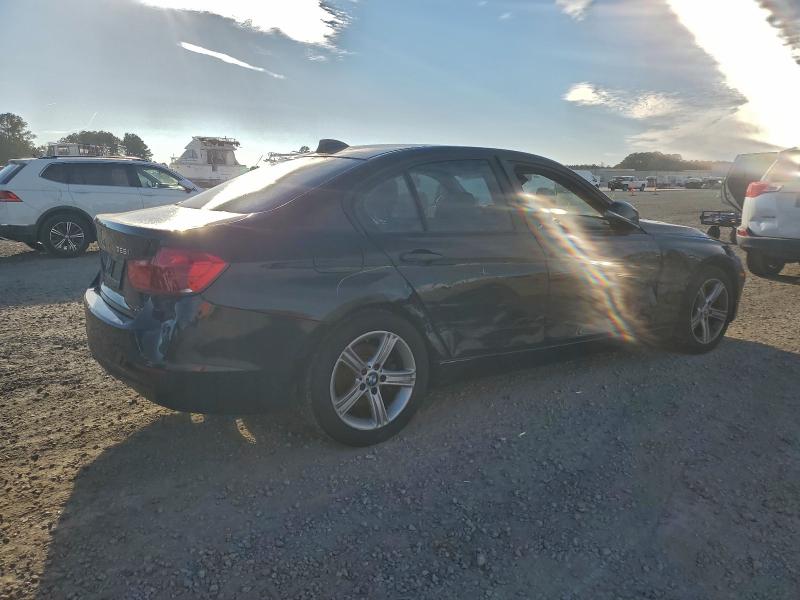 Photo 3 from auction – 2014 BMW 328 I with VIN WBA3A5G52ENP29276