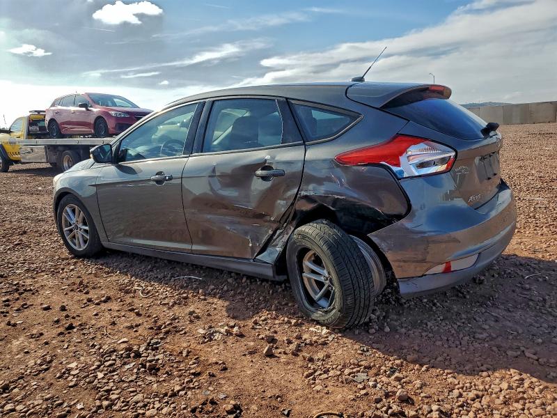 Photo 2 from auction – 2015 FORD FOCUS SE with VIN 1FADP3K21FL221519