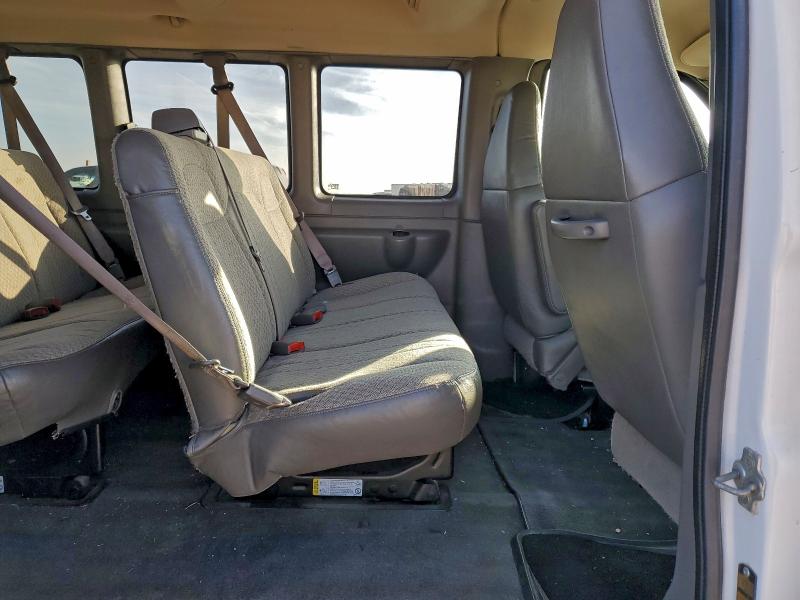 Photo 11 from auction – 2008 CHEVROLET EXPRESS G3 with VIN 1GAHG39K981218893