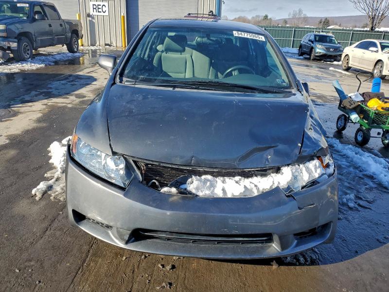 Photo 5 from auction – 2011 HONDA CIVIC LX with VIN 2HGFA1F55BH503796
