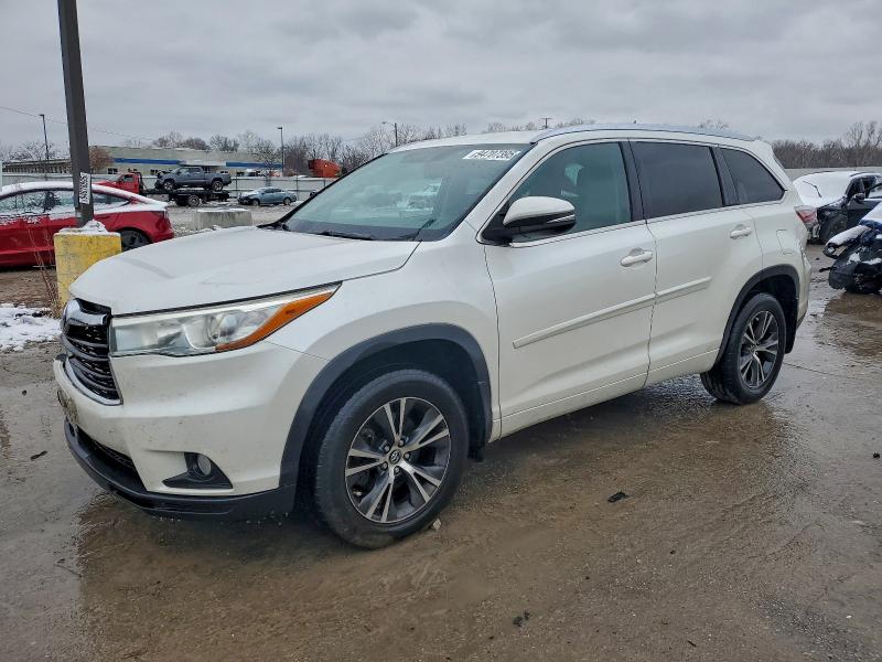 TOYOTA HIGHLANDER 2016 с VIN 5TDJKRFH5GS322138 - Фото с аукциона