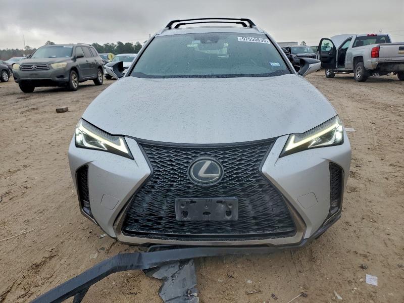 Photo 5 from auction – 2019 LEXUS UX 200 with VIN JTHY3JBH8K2001566