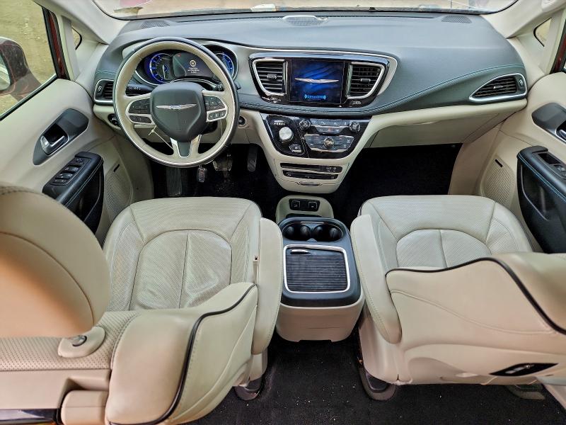 Photo 8 from auction – 2018 CHRYSLER PACIFICA H with VIN 2C4RC1N7XJR359132
