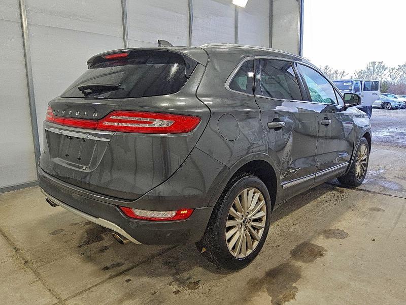 Photo 3 from auction – 2019 LINCOLN MKC with VIN 5LMCJ1C96KUL02147