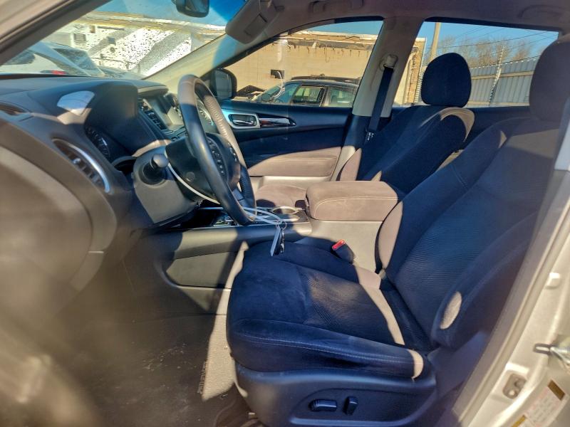 Photo 7 from auction – 2016 NISSAN PATHFINDER with VIN 5N1AR2MN6GC647258