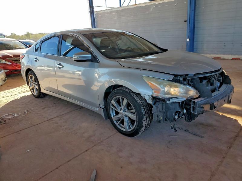 Photo 4 from auction – 2015 NISSAN ALTIMA with VIN 1N4AL3AP1FN397857
