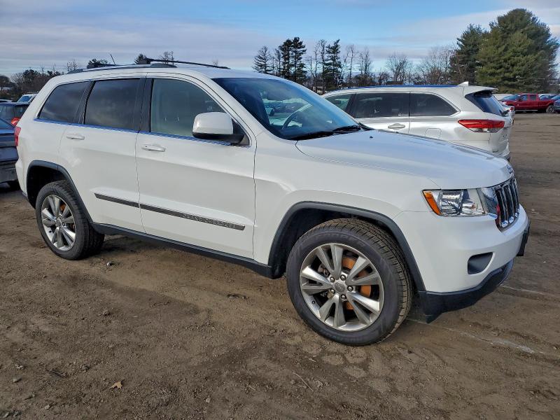 Photo 4 from auction – 2013 JEEP GRAND CHER with VIN 1C4RJFAG2DC641058