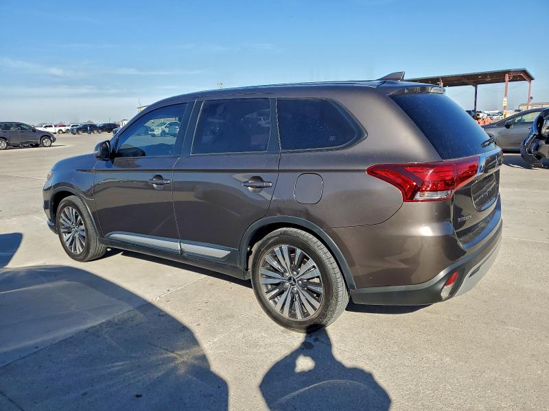 Photo 2 from auction – 2019 MITSUBISHI OUTLANDER with VIN JA4AD3A30KZ012547