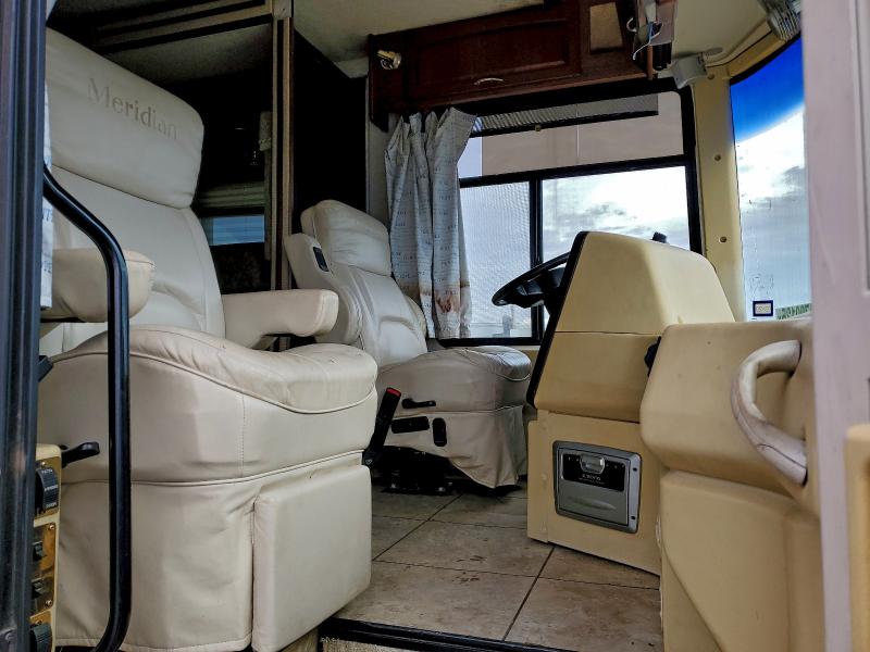 Photo 5 from auction – 2004 FREIGHTLINER CHASSIS X with VIN 4UZAAHDC04CN01927