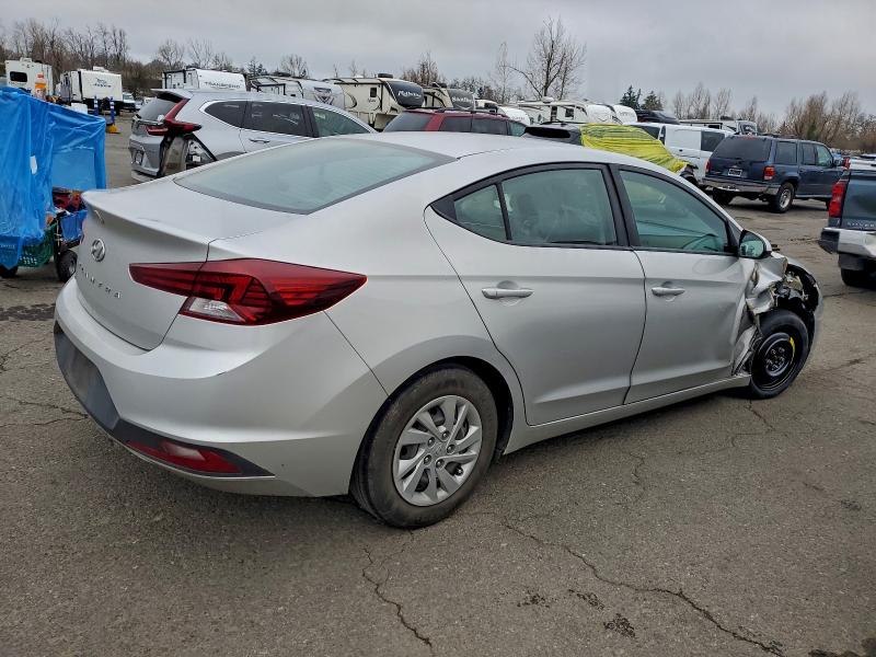 Photo 3 from auction – 2019 HYUNDAI ELANTRA SE with VIN 5NPD74LF6KH456658