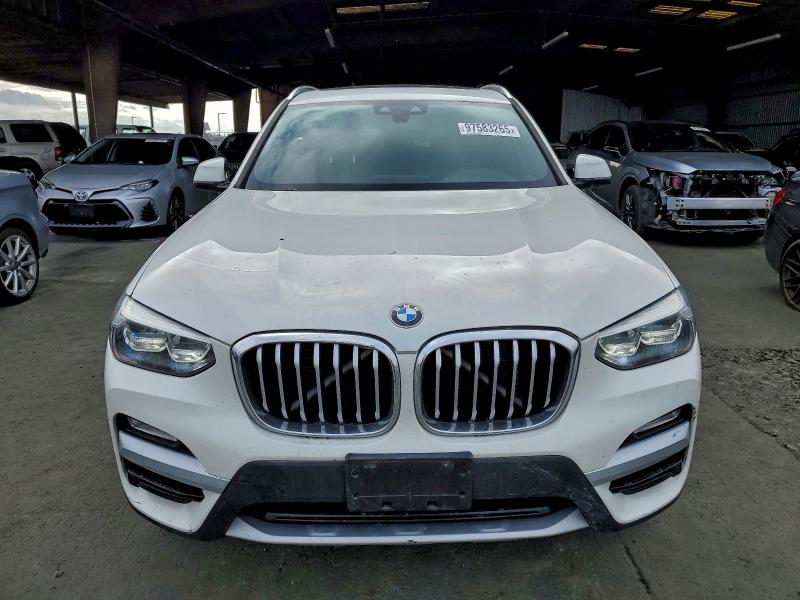 Photo 5 from auction – 2018 BMW X3 XDRIVE3 with VIN 5UXTR9C55JLD73020