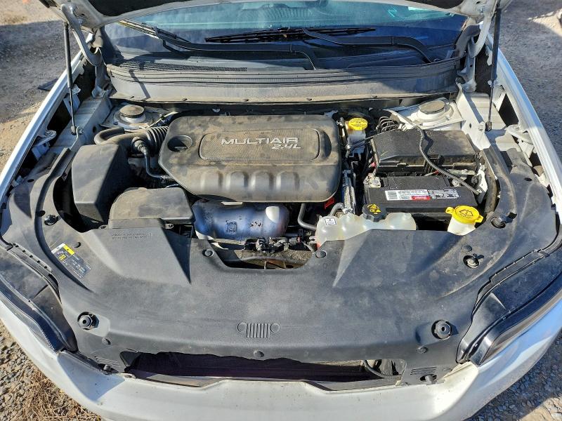 Photo 12 from auction – 2019 JEEP CHEROKEE L with VIN 1C4PJLDB2KD170350