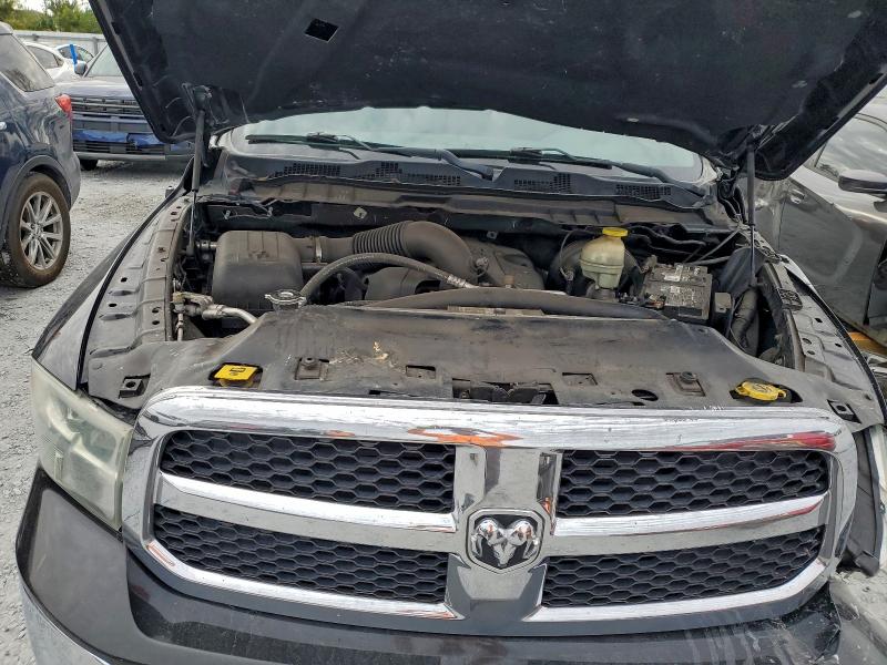 Photo 11 from auction – 2017 RAM 1500 SLT with VIN 1C6RR6GT1HS550282