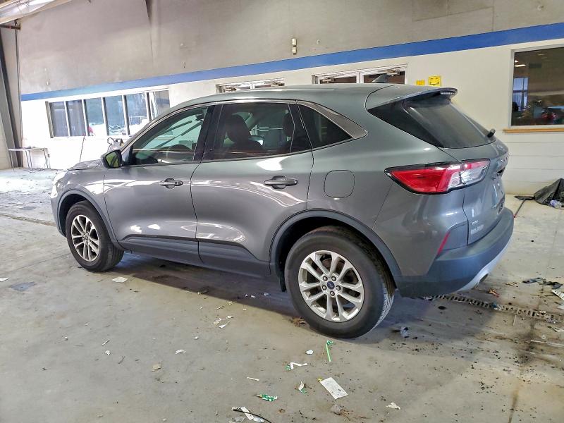 Photo 2 from auction – 2022 FORD ESCAPE with VIN 1FMCU9G65NUB21943