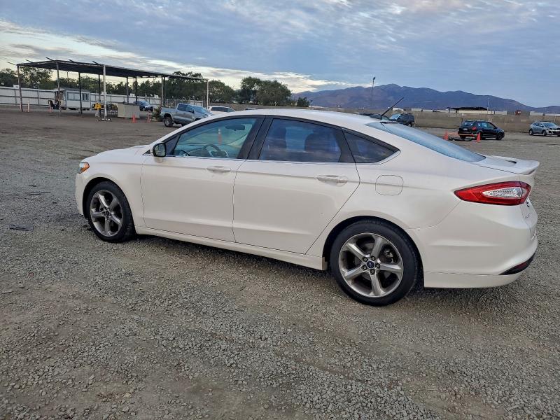 Photo 2 from auction – 2014 FORD FUSION SE with VIN 3FA6P0HD3ER129506