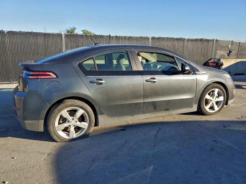 Zdjęcie 3 z aukcji – 2013 CHEVROLET VOLT z VIN 1G1RC6E42DU140619
