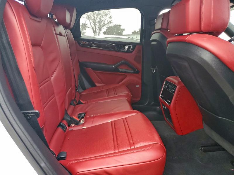 Photo 10 from auction – 2020 PORSCHE CAYENNE S with VIN WP1BB2AY6LDA58273