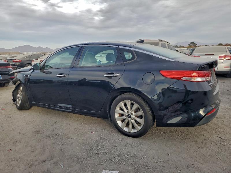 Photo 2 from auction – 2016 KIA OPTIMA EX with VIN 5XXGU4L32GG080877