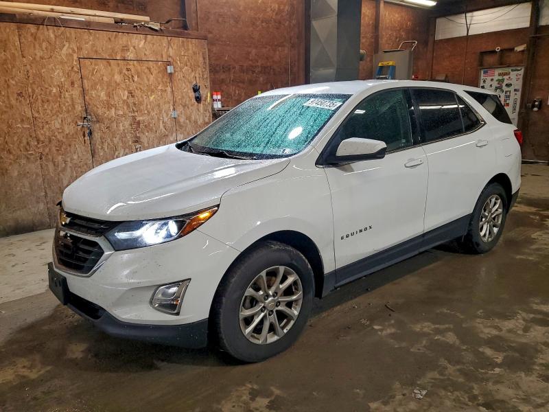 CHEVROLET EQUINOX LT 2018 with VIN 2GNAXSEV4J6274138 - Photo from auction