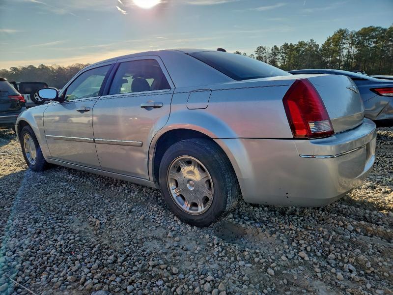 Photo 2 from auction – 2006 CHRYSLER 300 TOURIN with VIN 2C3KA53G86H113909