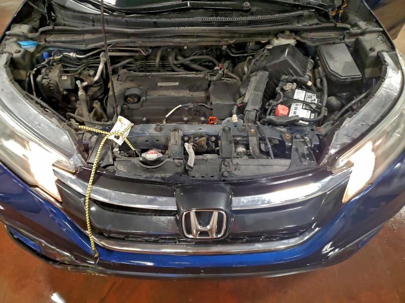 Photo 12 from auction – 2016 HONDA CR-V SE with VIN 2HKRM3H40GH506428
