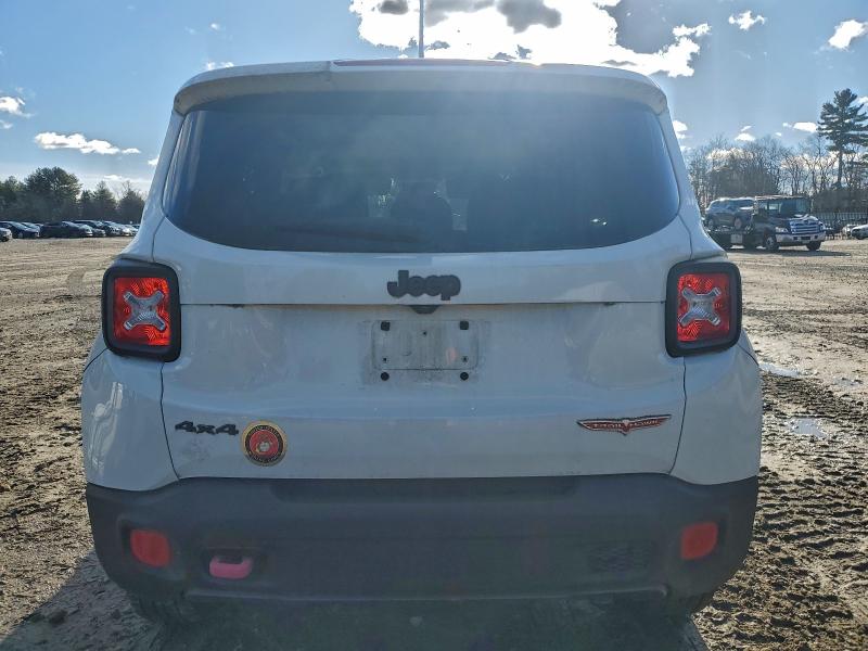 Photo 6 from auction – 2015 JEEP RENEGADE T with VIN ZACCJBCT3FPC19064