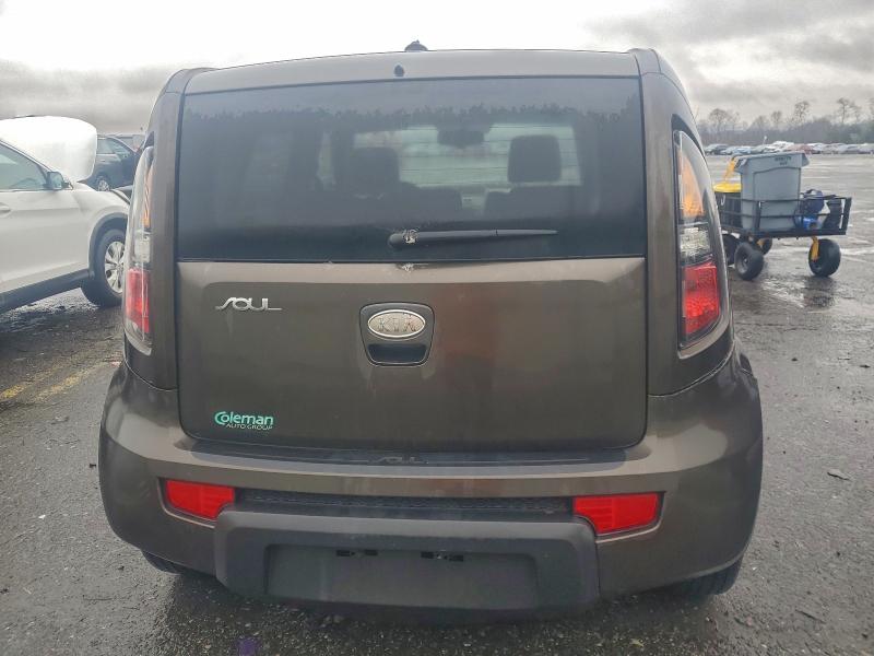 Photo 6 from auction – 2010 KIA SOUL + with VIN KNDJT2A24A7105463