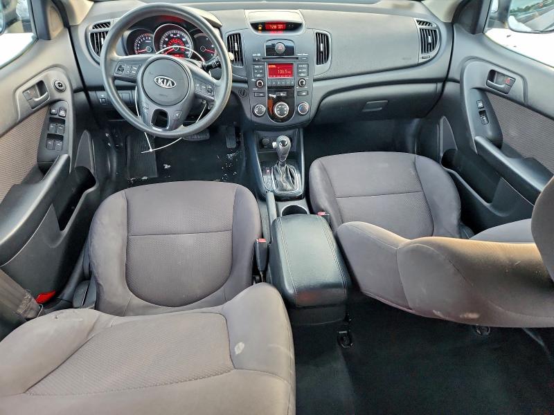 Photo 8 from auction – 2011 KIA FORTE EX with VIN KNAFU5A20B5386983