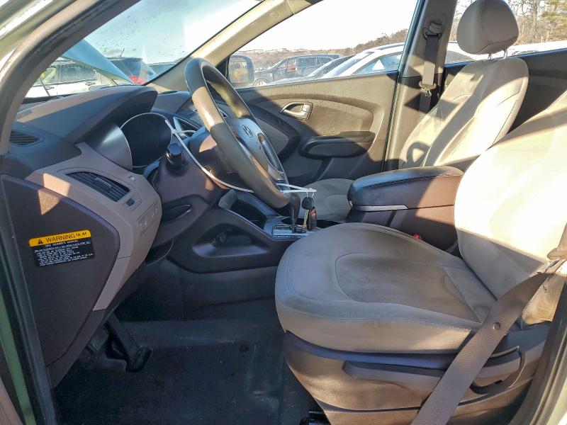 Photo 7 from auction – 2010 HYUNDAI TUCSON with VIN KM8JT3AC5AU070900