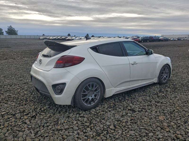 Photo 3 from auction – 2016 HYUNDAI VELOSTER T with VIN KMHTC6AE4GU294096