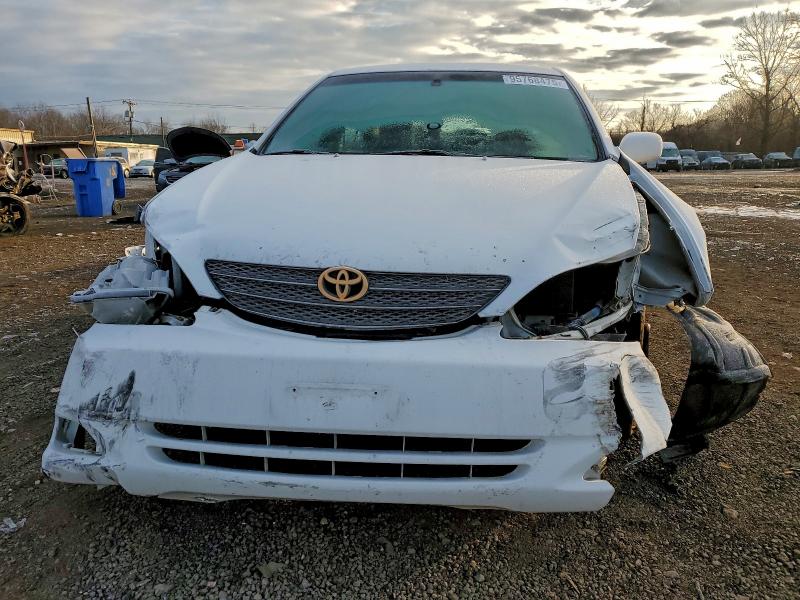 Photo 5 from auction – 2004 TOYOTA CAMRY LE with VIN 4T1BE30K64U313142