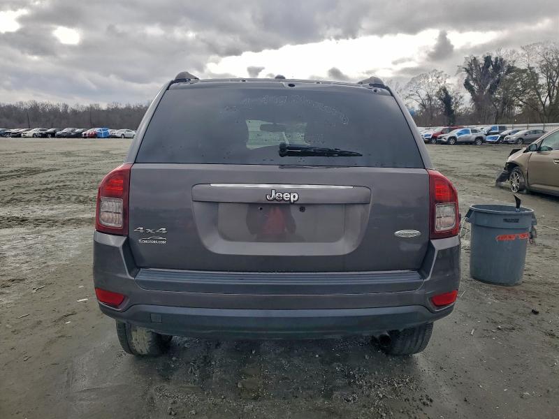 Photo 6 from auction – 2016 JEEP COMPASS LA with VIN 1C4NJDEB4GD780656