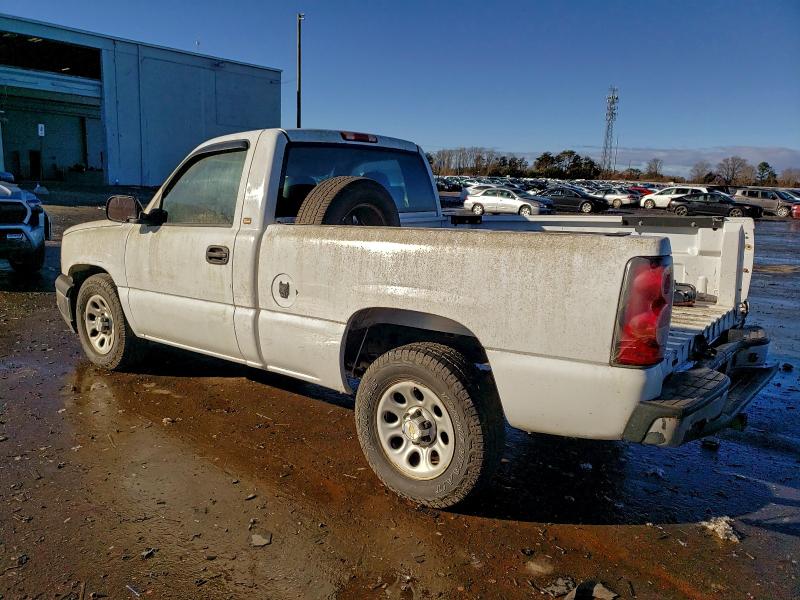 Photo 2 from auction – 2005 CHEVROLET SILVERADO with VIN 1GCEC14X75Z229143