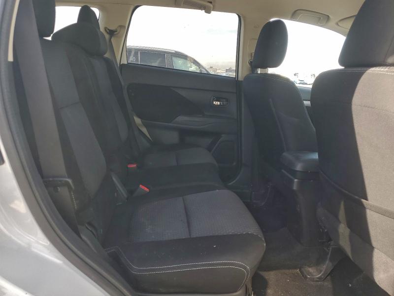 Photo 11 from auction – 2016 MITSUBISHI OUTLANDER with VIN JA4AZ3A33GZ022028