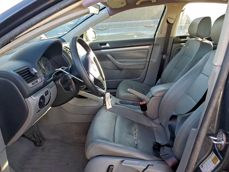 Photo 7 from auction – 2006 VOLKSWAGEN JETTA 2.5 with VIN 3VWRF71K56M835318