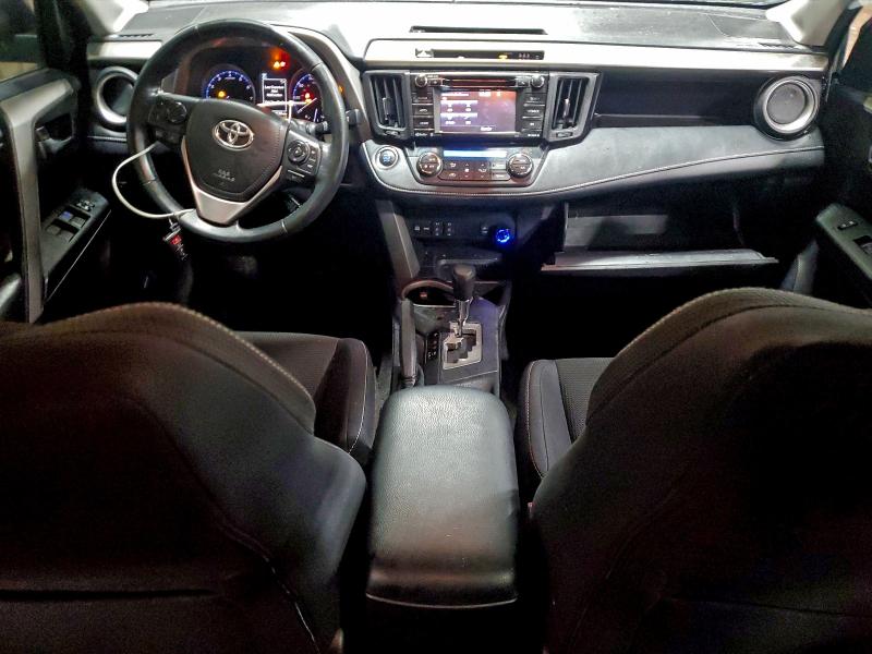Photo 8 from auction – 2018 TOYOTA RAV4 ADVEN with VIN 2T3RFREV1JW779159