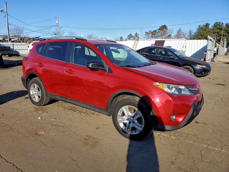 Photo 4 from auction – 2014 TOYOTA RAV4 LE with VIN 2T3BFREV3EW157329