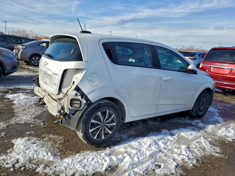 Photo 3 from auction – 2015 CHEVROLET SONIC LS with VIN 1G1JA6SH5F4185826