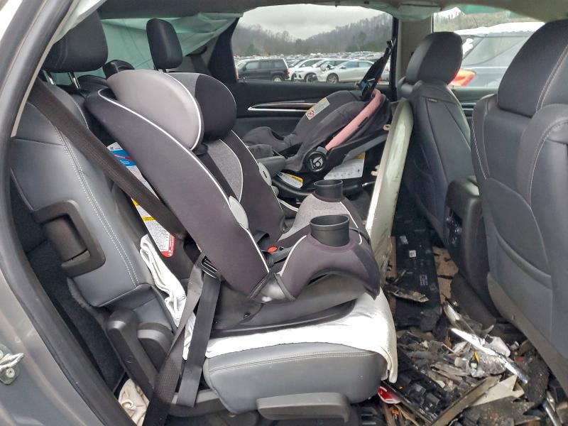 Photo 11 from auction – 2018 BUICK ENCLAVE ES with VIN 5GAEVAKW3JJ167478