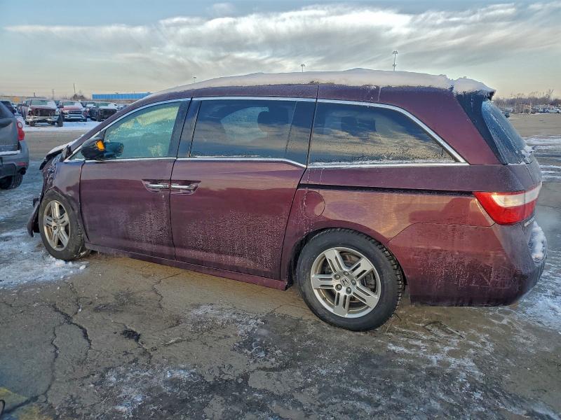 Photo 2 from auction – 2011 HONDA ODYSSEY TO with VIN 5FNRL5H95BB084822