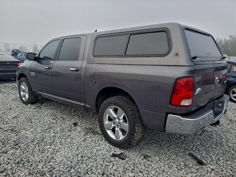 Zdjęcie 2 z aukcji – 2015 RAM 1500 SLT z VIN 1C6RR7LM5FS549251