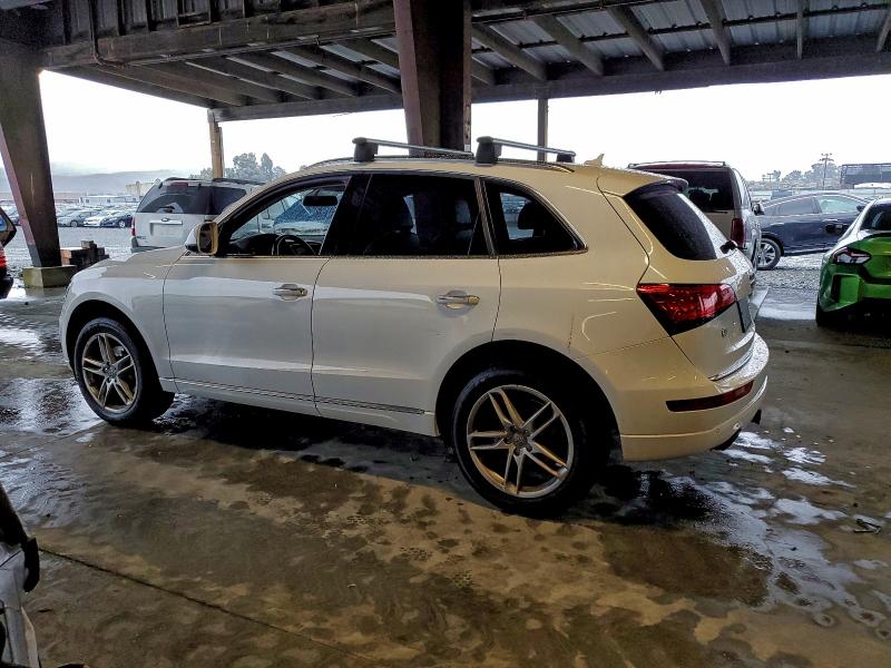 Photo 2 from auction – 2017 AUDI Q5 PREMIUM with VIN WA1C2AFP1HA098442